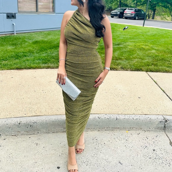 Gold glittery fitted dress luxury - Picture 5 of 7